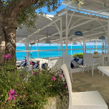 B&B Direttamente Sul Mare Da Antonino Mattinata Luaran gambar