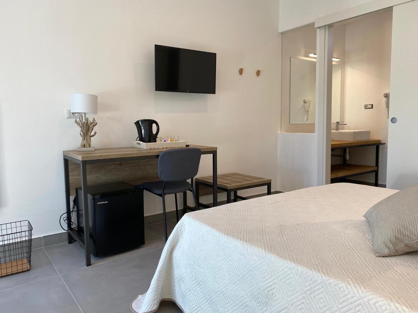 B&B Direttamente Sul Mare Da Antonino Mattinata Luaran gambar